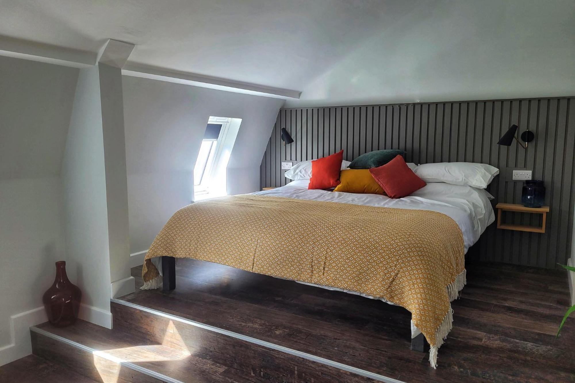 Sgwar Hotel Menai Bridge Bagian luar foto